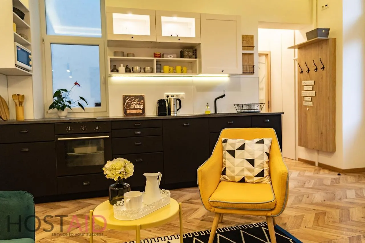 M10 Apartment - Hostaid 布达佩斯