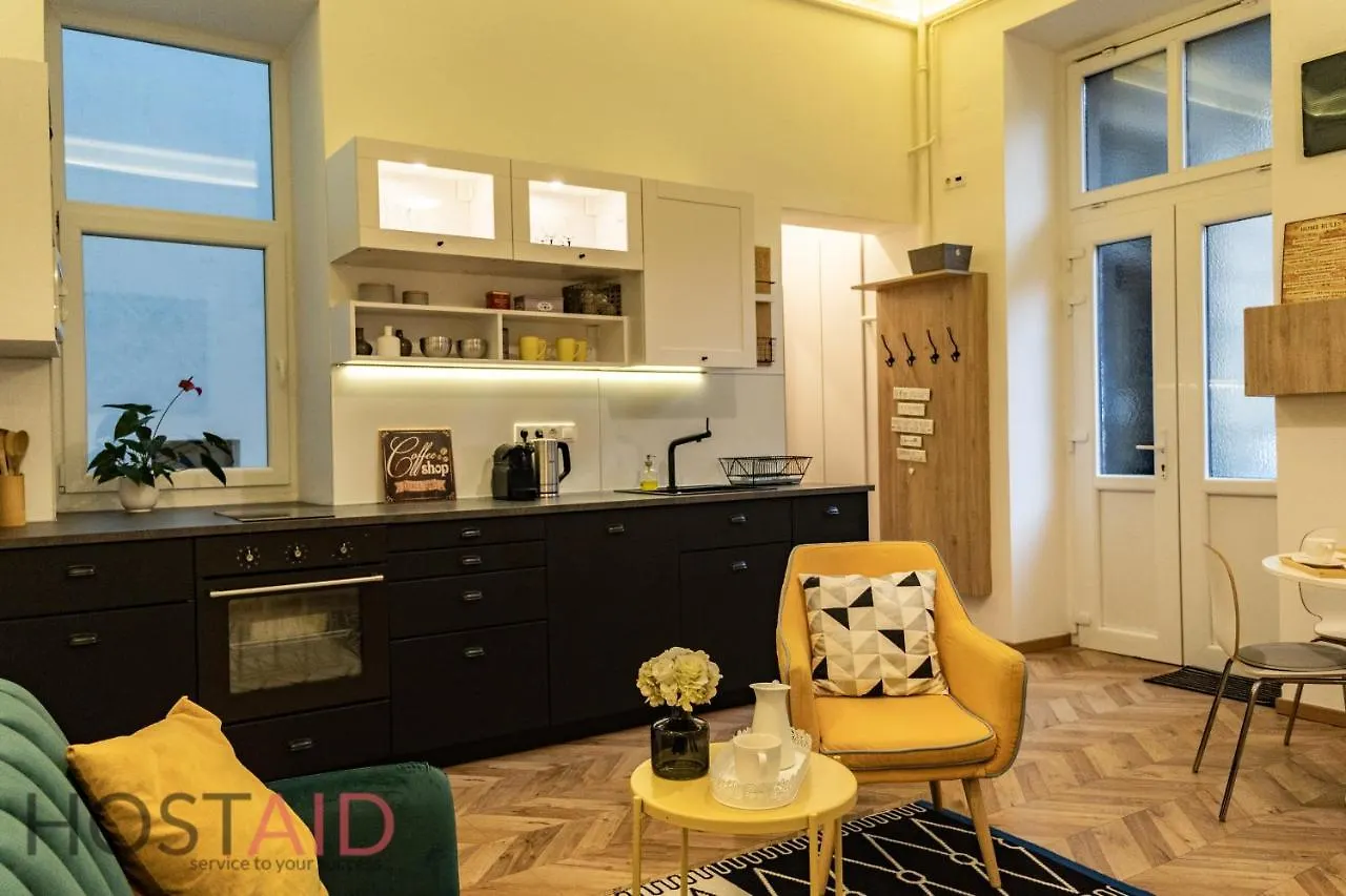 M10 Apartment - Hostaid 布达佩斯